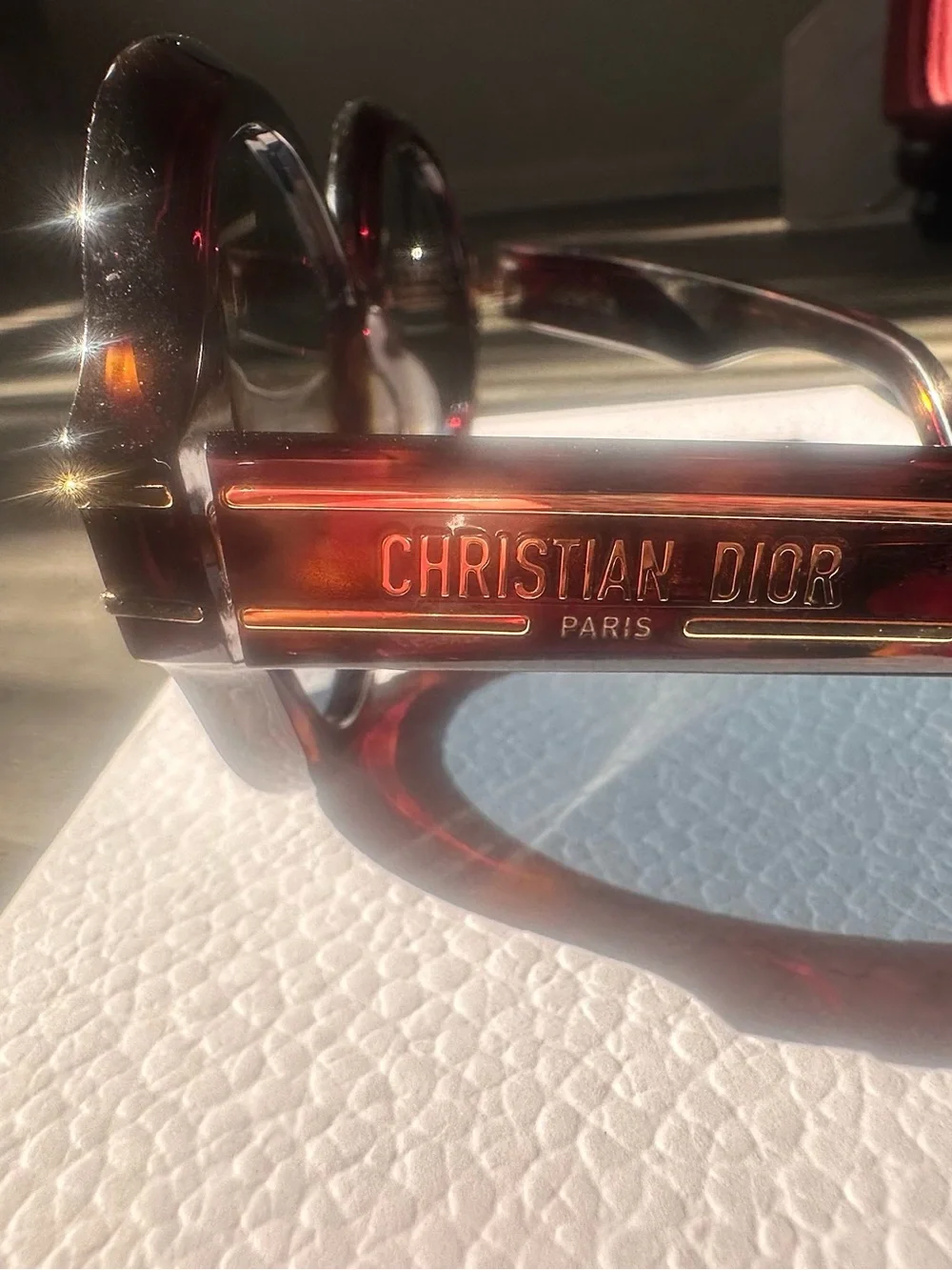 N/A stylish tortoiseshell